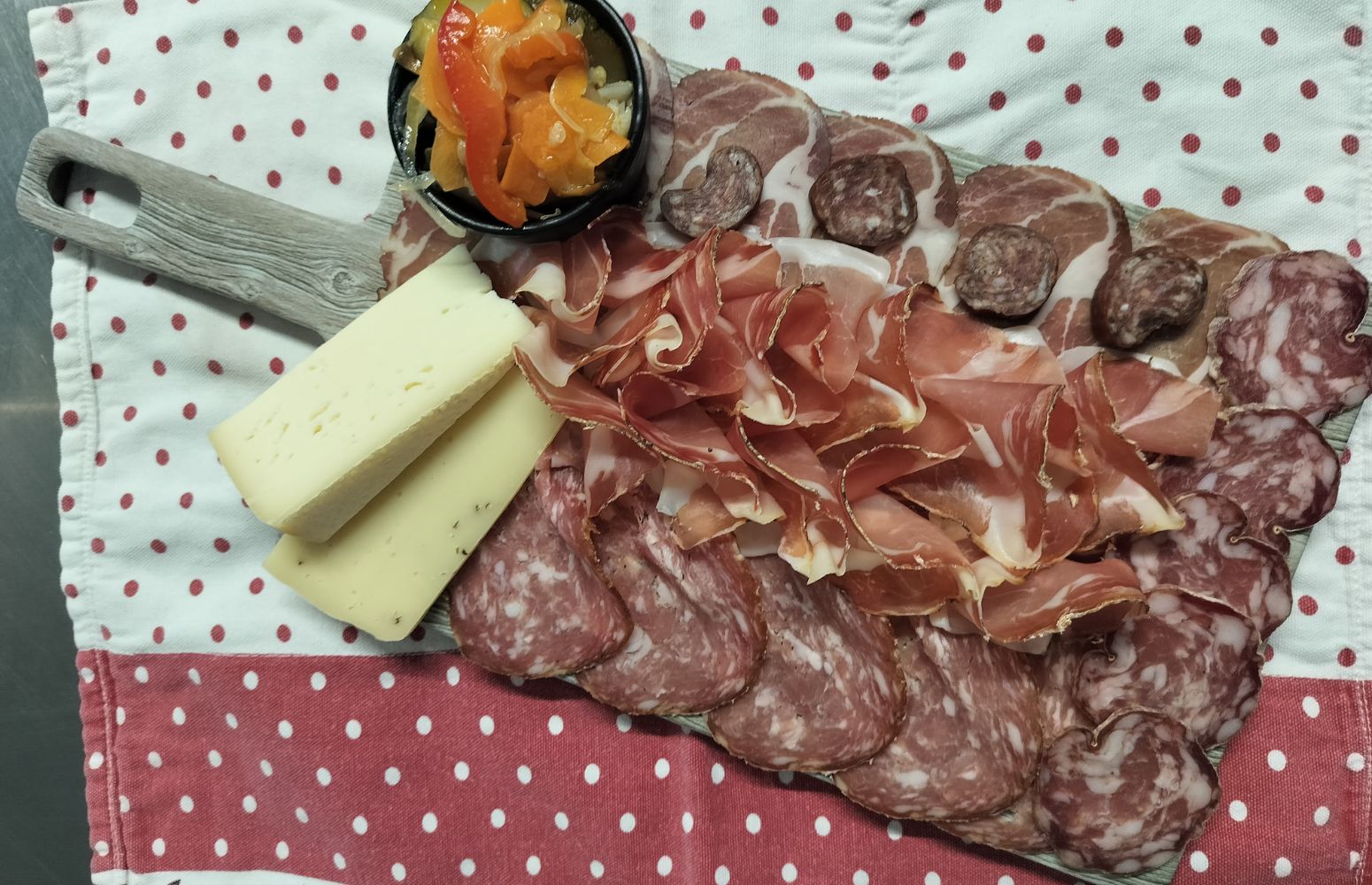 rifugio regole cibo trentino (10).jpg